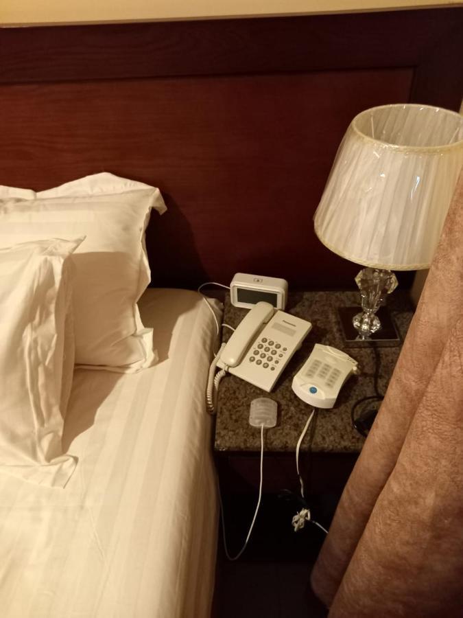 Al Ayniah Hotel Медина Экстерьер фото